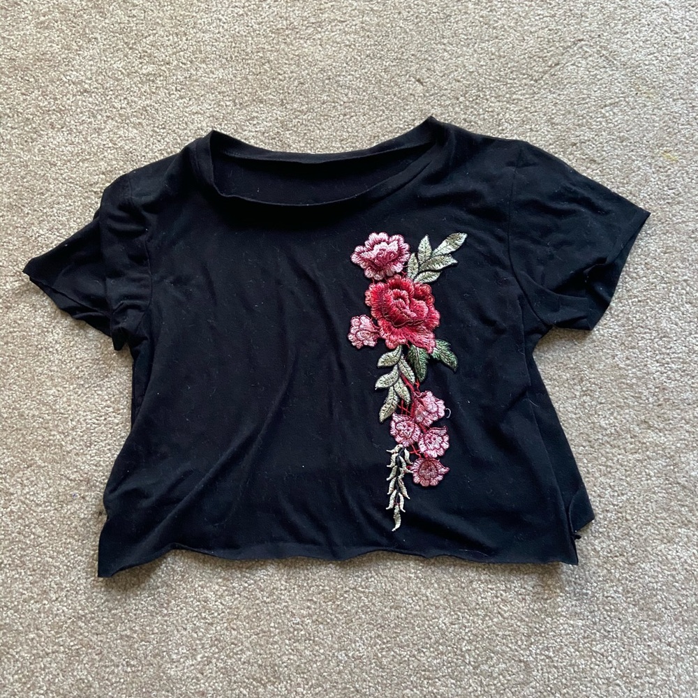 Black crop top